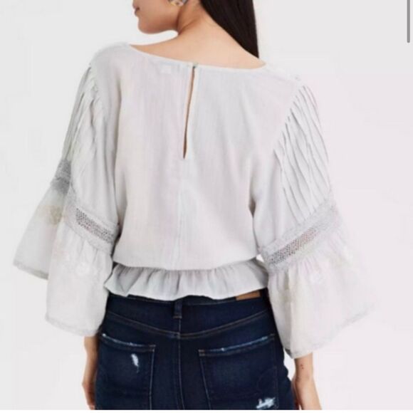 AMERICAN EAGLE Embroidered Bell Sleeve Blouse Women’s Small Boho Peasant Hippie - Picture 8 of 13